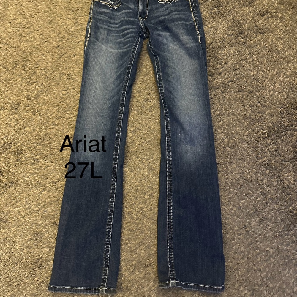 Ariat size 27